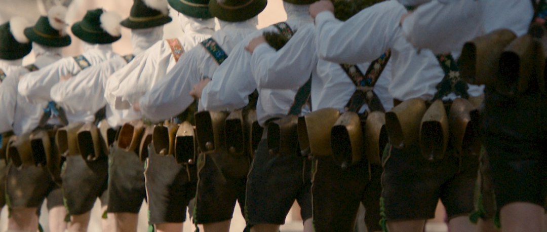 11.02. Die Kleidung meines Vaters &copy; farbfilmverleih, &copy; farbfilm verleih