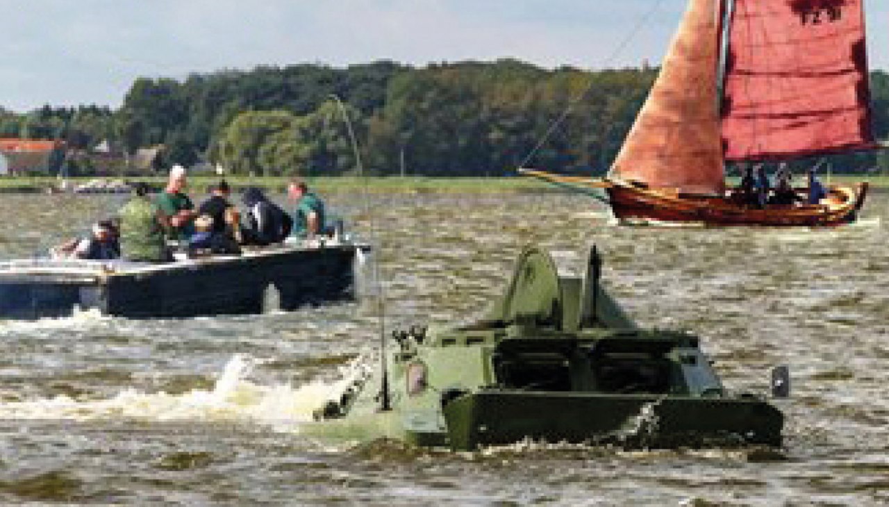 Maritime vehicle meeting, &copy; Stadtmarketing Ribnitz-Damgarten