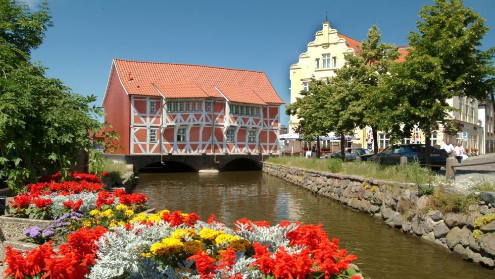 Het gewelf ligt aan het einde van de put en vormt de verbinding met de Oostzee., © Tourismuszentrale Wismar