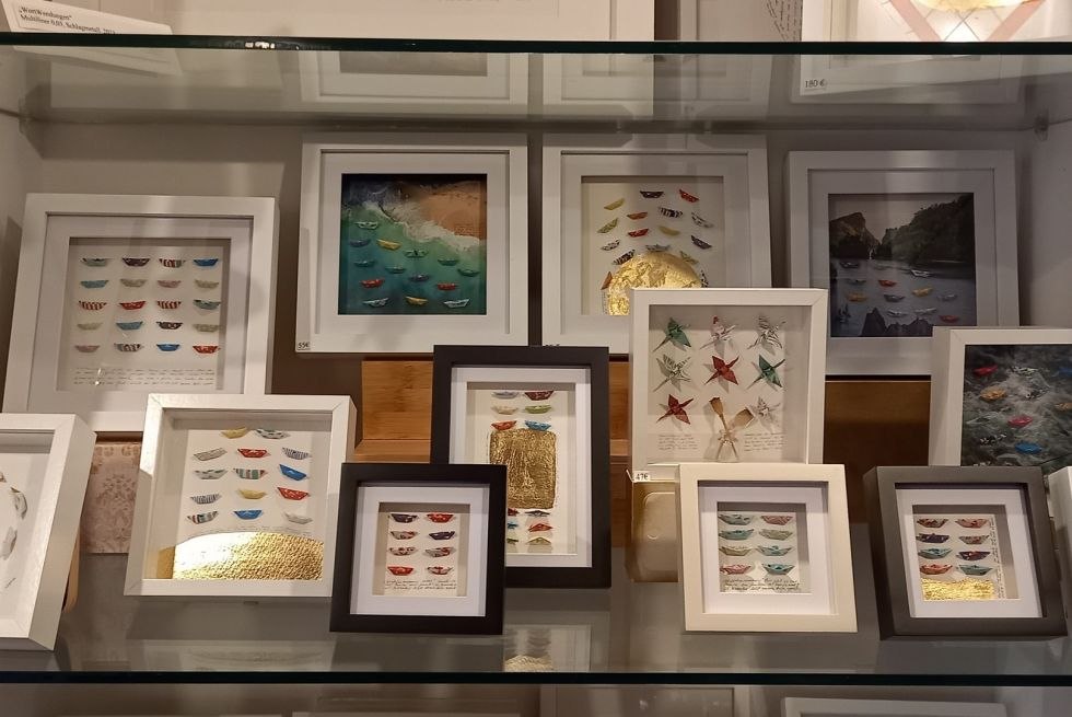 Paper, &copy; Julia Miksch