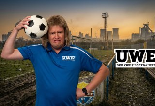 UWE! Der Kreisligatrainer | Comedy Rostock // © Kolja von der Lippe UWE! Der Kreisligatrainer | Comedy Rostock // © Kolja von der Lippe