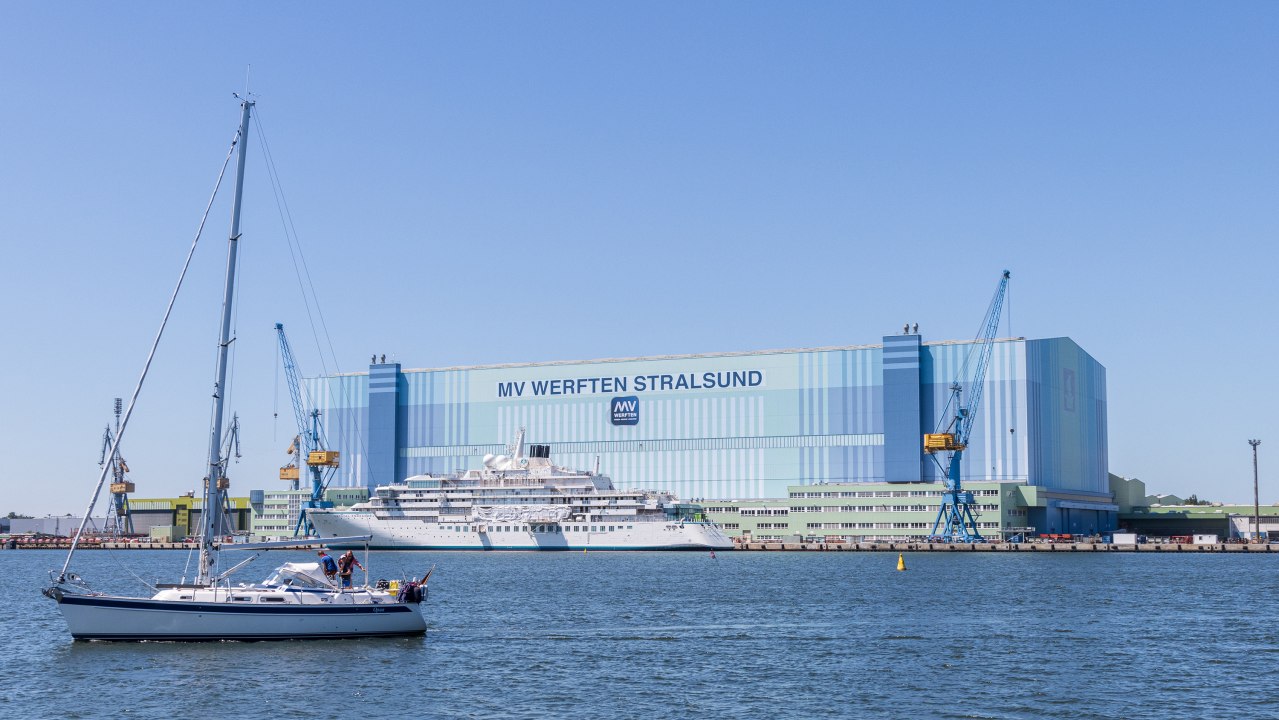 Poznaj hanzeatyckie miasto Stralsund od strony wody // © Weiße Flotte GmbH Poznaj hanzeatyckie miasto Stralsund od strony wody // © Weiße Flotte GmbH