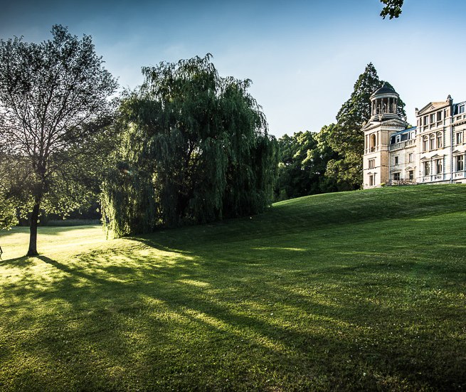 Schloss Kaarz mit Park // © Stefan von Stengel Schloss Kaarz mit Park // © Stefan von Stengel