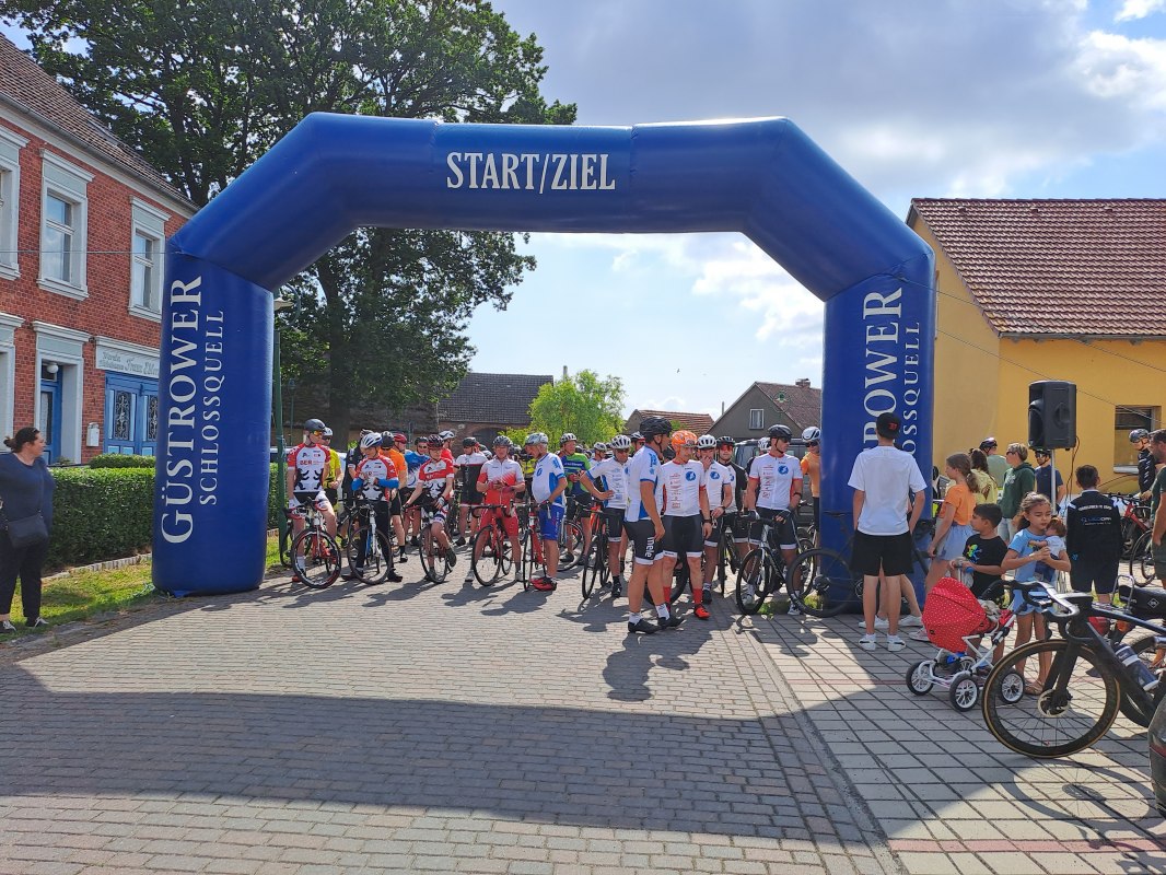 Fietsen op de lagune, © Tourismusbetrieb Mönkebude Fietsen op de lagune, © Tourismusbetrieb Mönkebude