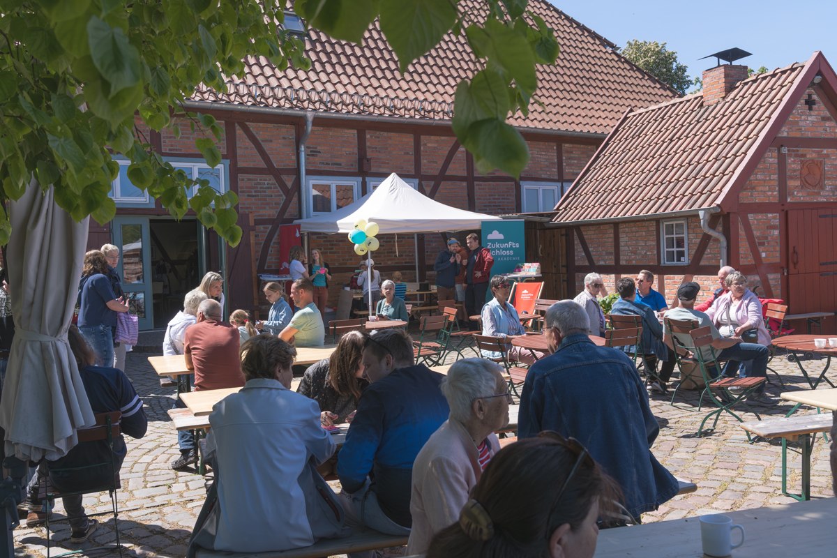 &copy; Manfred Seibke