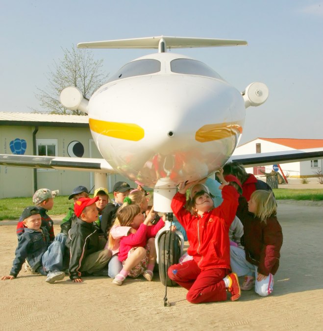 TT 62 - prototype van een 2-motorig toervliegtuig gebouwd in Heringsdorf, &copy; Zander