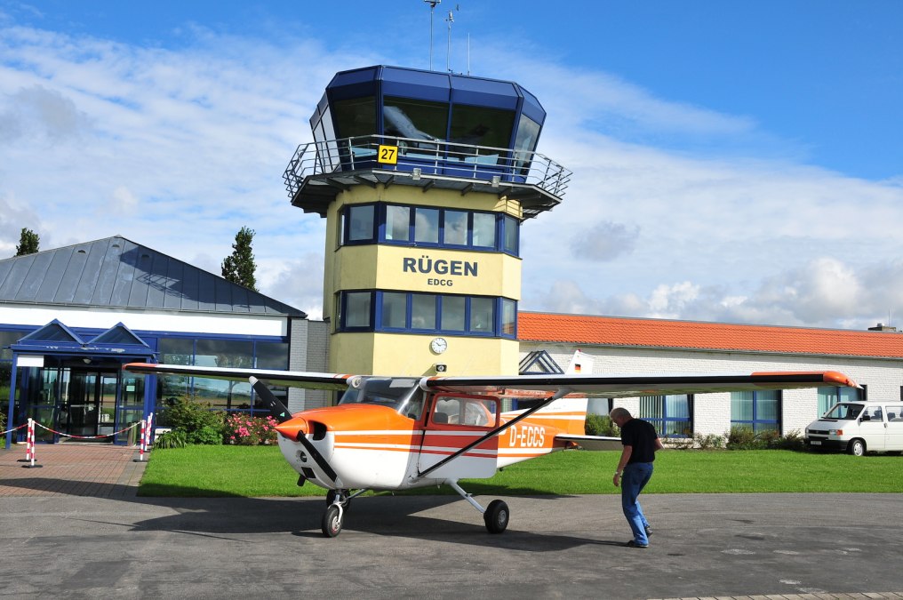 Guïtin vliegveld toren, © Tourismuszentrale Rügen Guïtin vliegveld toren, © Tourismuszentrale Rügen