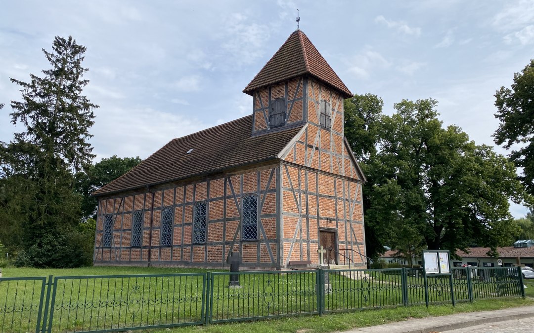 KircheArhensberg, © Amt Mecklenburgische Kleinseenplatte