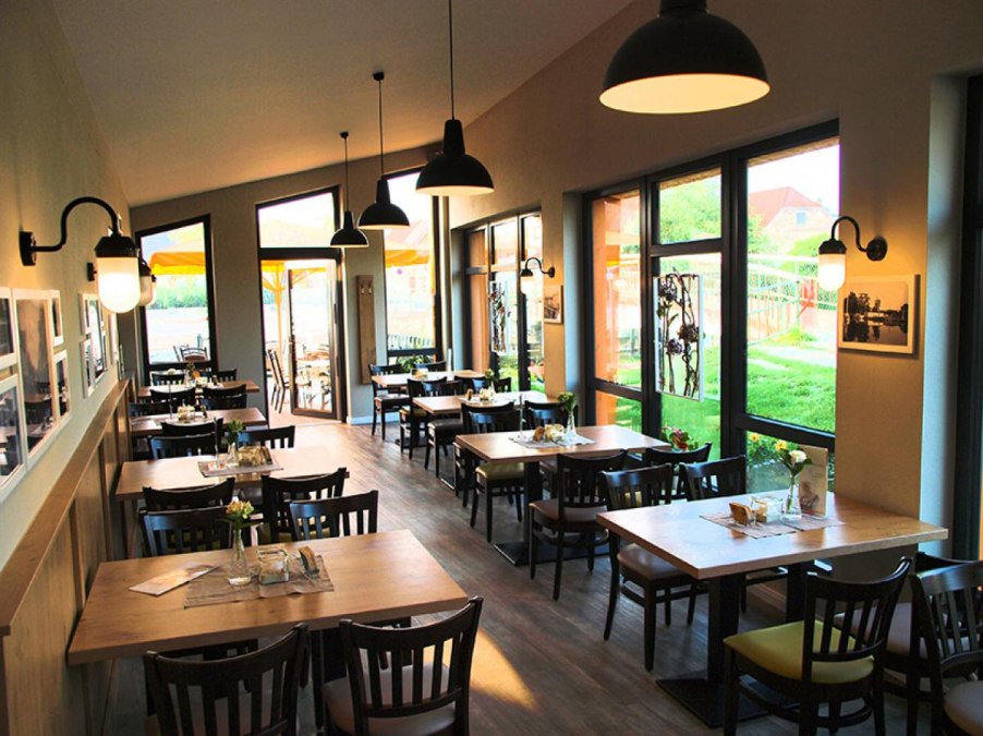 Wnętrze restauracji, © Orlowski