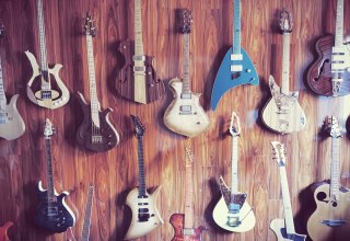 Showroom & Custom Shop von HEART guitars & more // &copy; Florian Hellweg