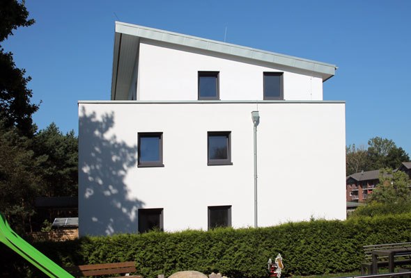 Exterior view of Kehrwieder // © Antonia Lesche Exterior view of Kehrwieder // © Antonia Lesche
