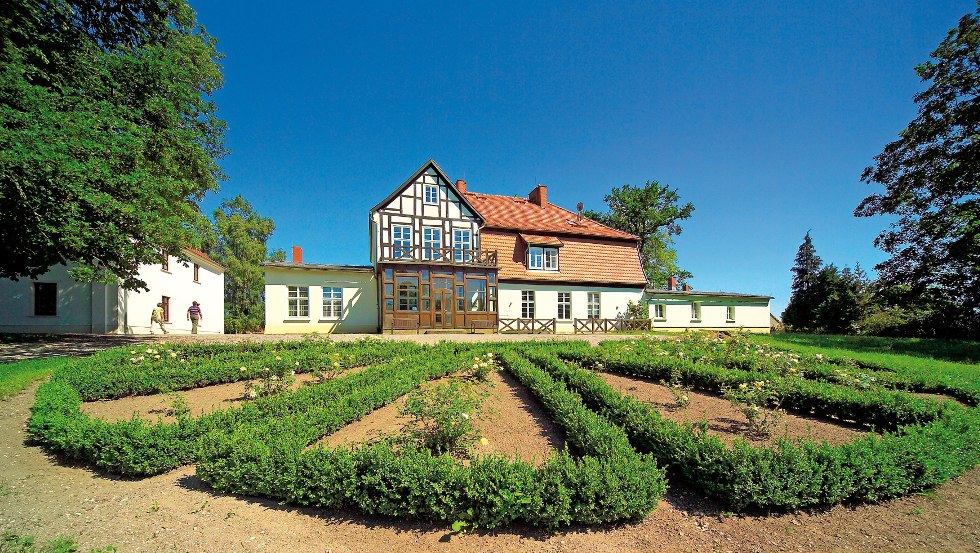 Het landgoed Tellow is nu de thuisbasis van het Thünen Museum - inclusief een landgoedmarkt met een museumcafé, © TMV/Legrand