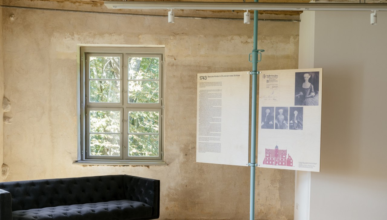 Exhibition at Quilow moated castle, &copy; Wasserschloss Quilow/Philipp Meuser