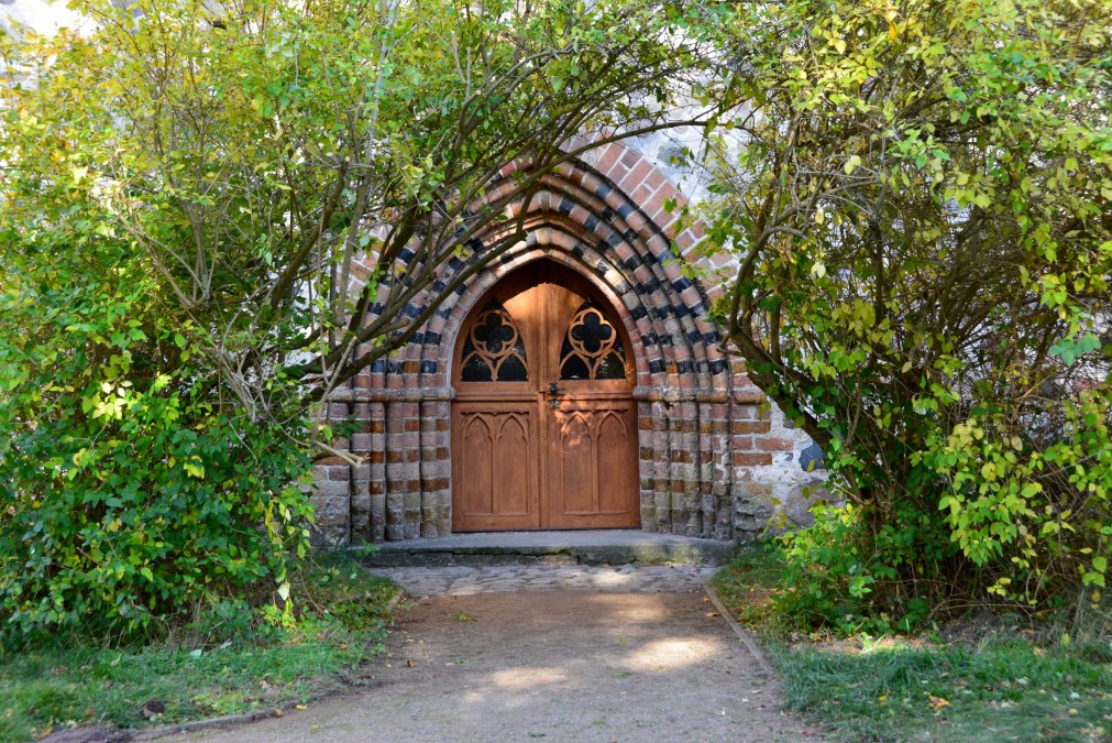 Groß Gievitz church, south portal, © Förderverein