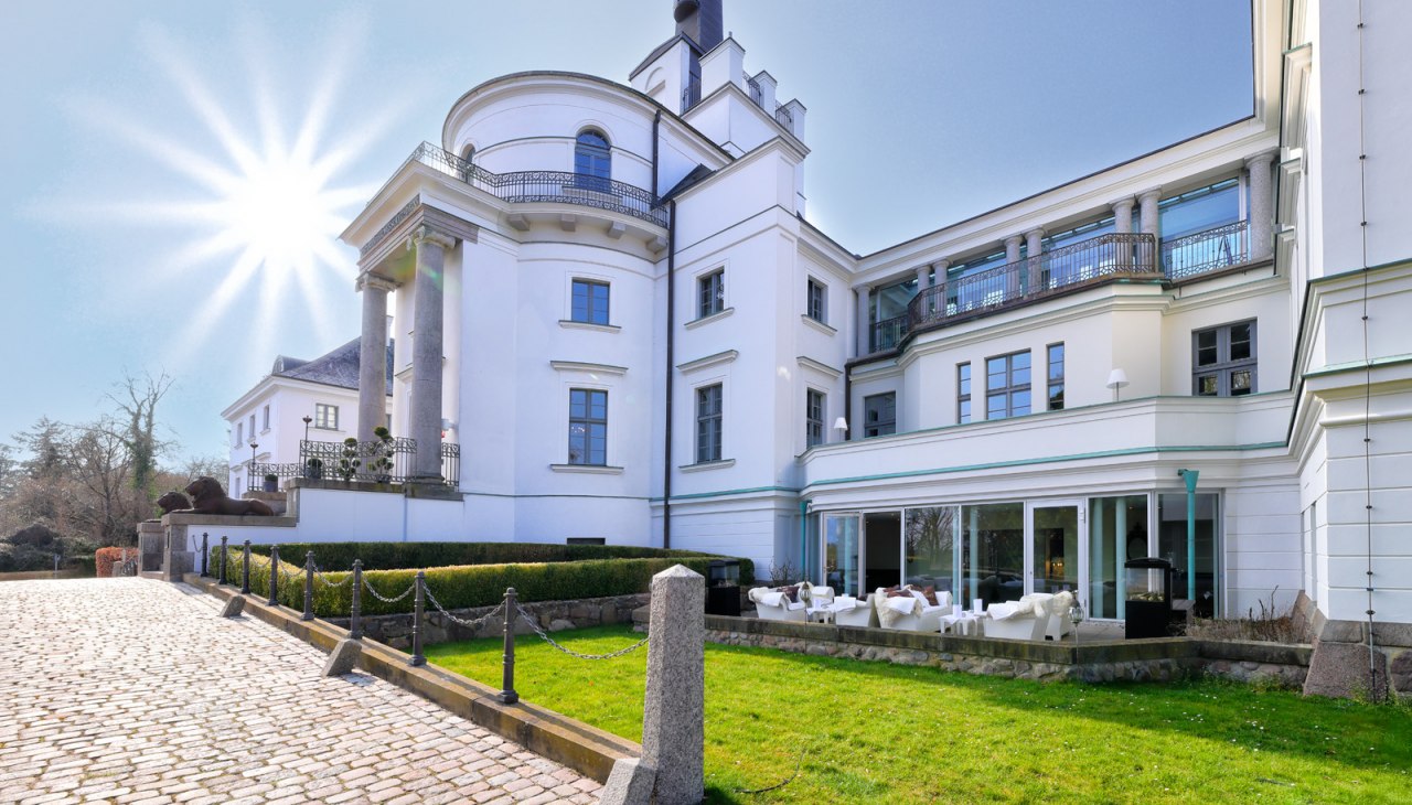 Zapraszamy do naszej restauracji brasserie, © @burgschlitz Zapraszamy do naszej restauracji brasserie, © @burgschlitz