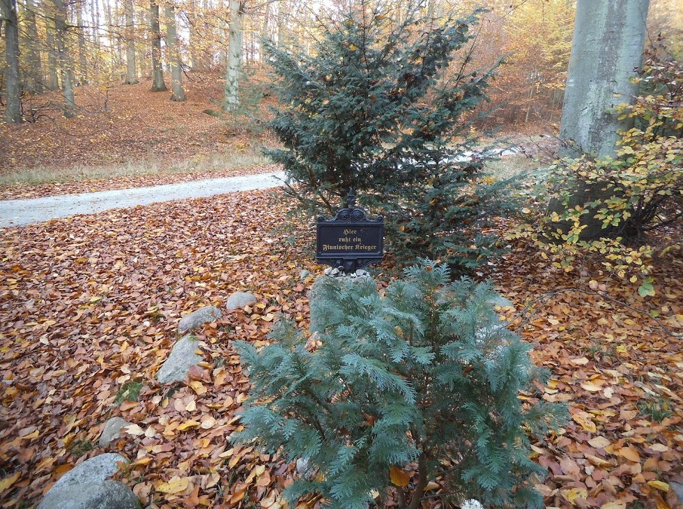 Grobowiec fińskiego wojownika w Granitz, &copy; Tourismuszentrale R&uuml;gen
