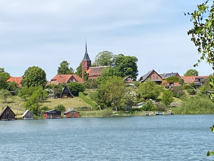 Kirche Wustrow_1, © Amt Mecklenburgische Kleinseenplatte