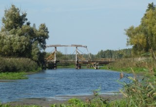 The wooden drawbridge over the Trebel is only a few hundred meters from the WWR // © Martin Hagemann The wooden drawbridge over the Trebel is only a few hundred meters from the WWR // © Martin Hagemann