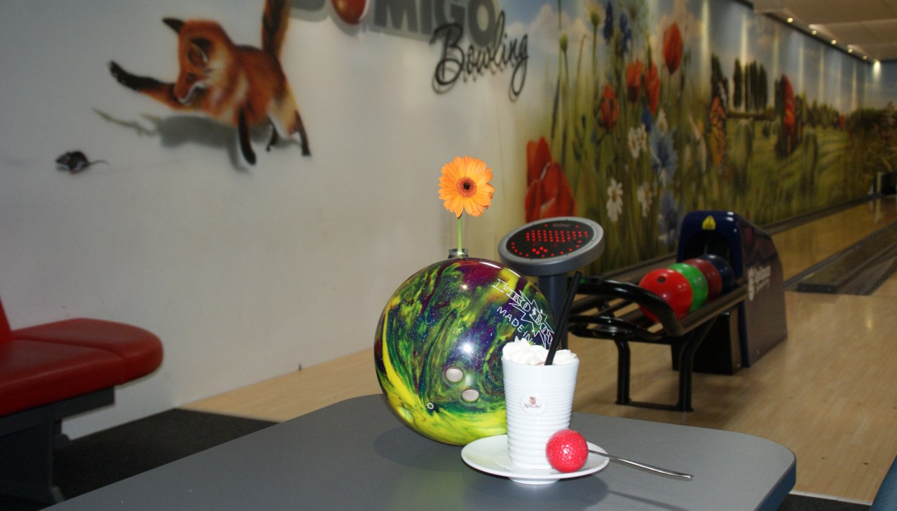 Bomigo jesienią: kręgle lub minigolf, &copy; Bomigo Bowling Freizeit Center