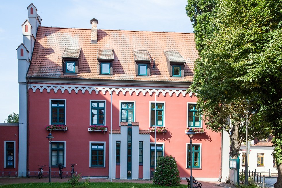 Side view of the city hall, © Frank Burger