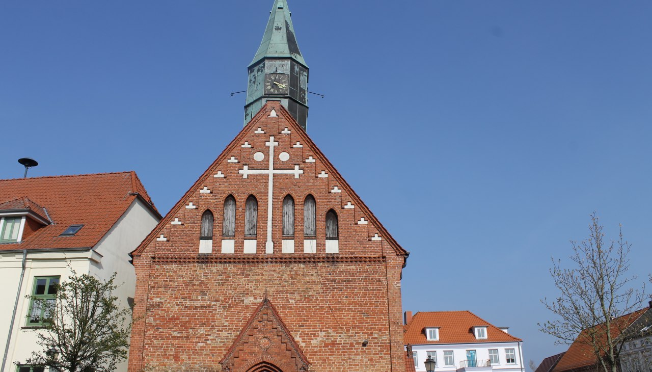 Church in the marketplace, © Touristinformation Krakow am See
