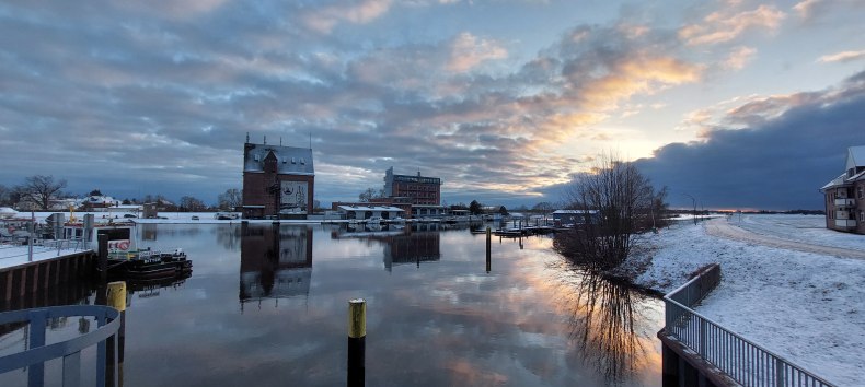 &copy; Mandy Botzler