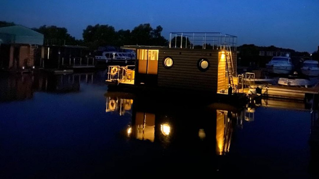 at night in the harbor, © C. Kaufmann