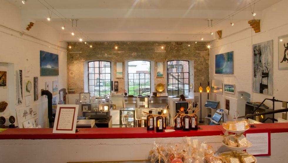 Widok galerii producent&oacute;w, &copy; Jonas Freuschle