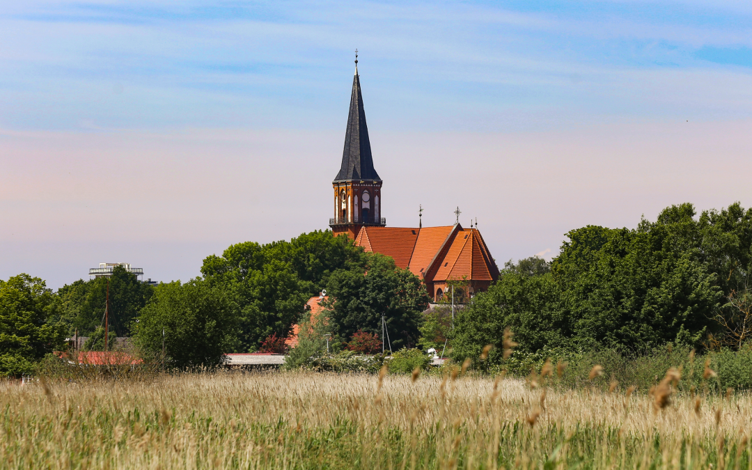 Kerk kustplaats aan de Oostzee, © TMV/Gohlke