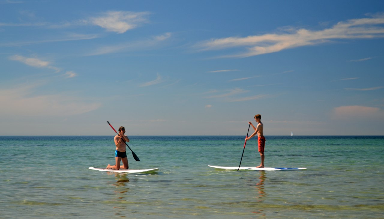 Stand Up Paddling off Hiddensee, © Hiddenseer Hafen- und Kurbetrieb