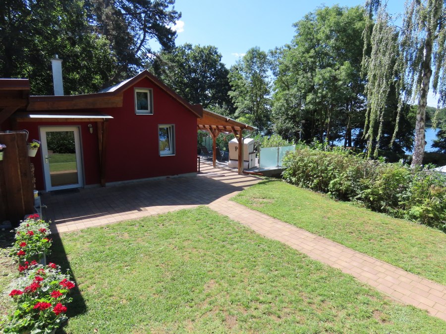 Vakantiehuis met terras, © P. Mietzner
