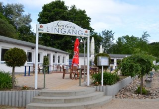 View of the entrance // &copy; Lutz Werner