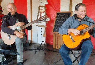 ....jeden Montag zum Grillabend eine andere Musikrichtung // © A. Fabich-Albrecht ....jeden Montag zum Grillabend eine andere Musikrichtung // © A. Fabich-Albrecht