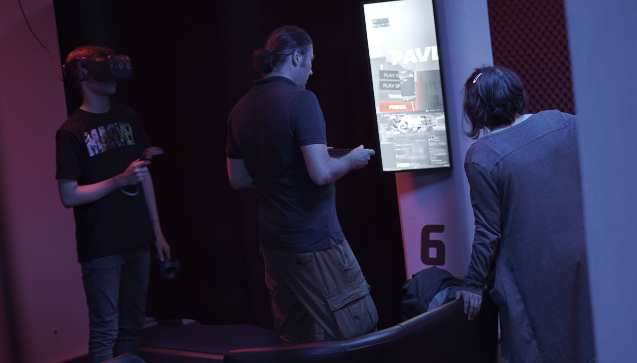 Towarzyszymy w wejściu do wirtualnego świata., &copy; B.A.S. Event OHG