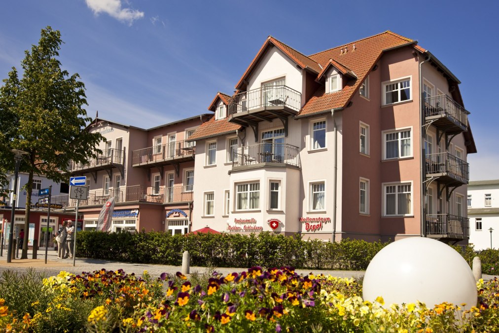 Flatwoning Monika - bij de pier, © Anke Schultz Flatwoning Monika - bij de pier, © Anke Schultz