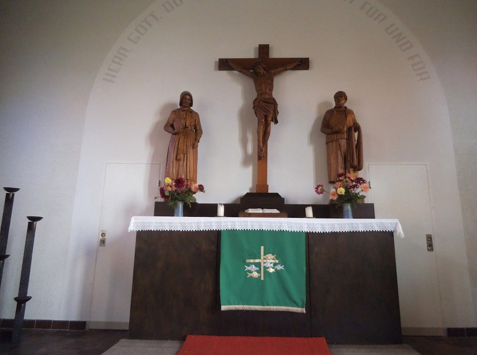 Altar in the village church of Göhren, © Tourismuszentrale Rügen