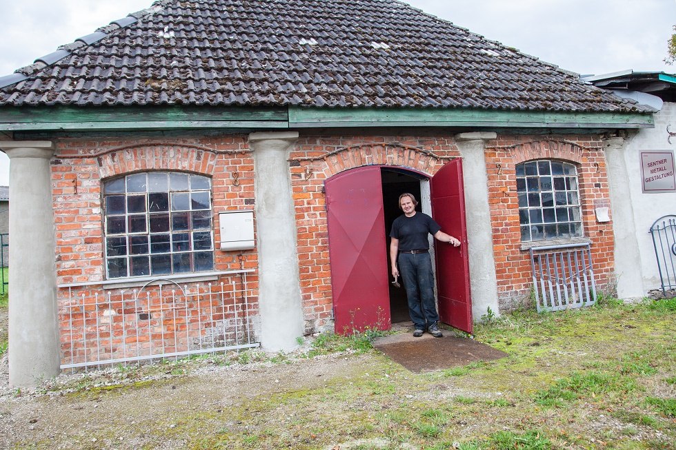 the historic village smithy Klein Belitz // &copy; Frank Burger