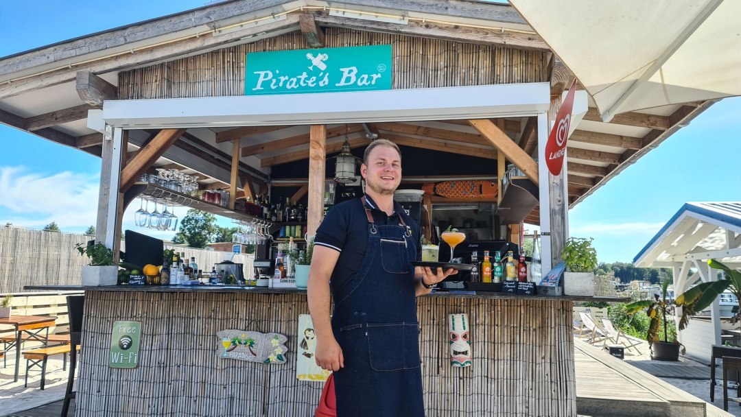 Bar Pirates w ośrodku portowym Müritz, © Kuhnle-Tours