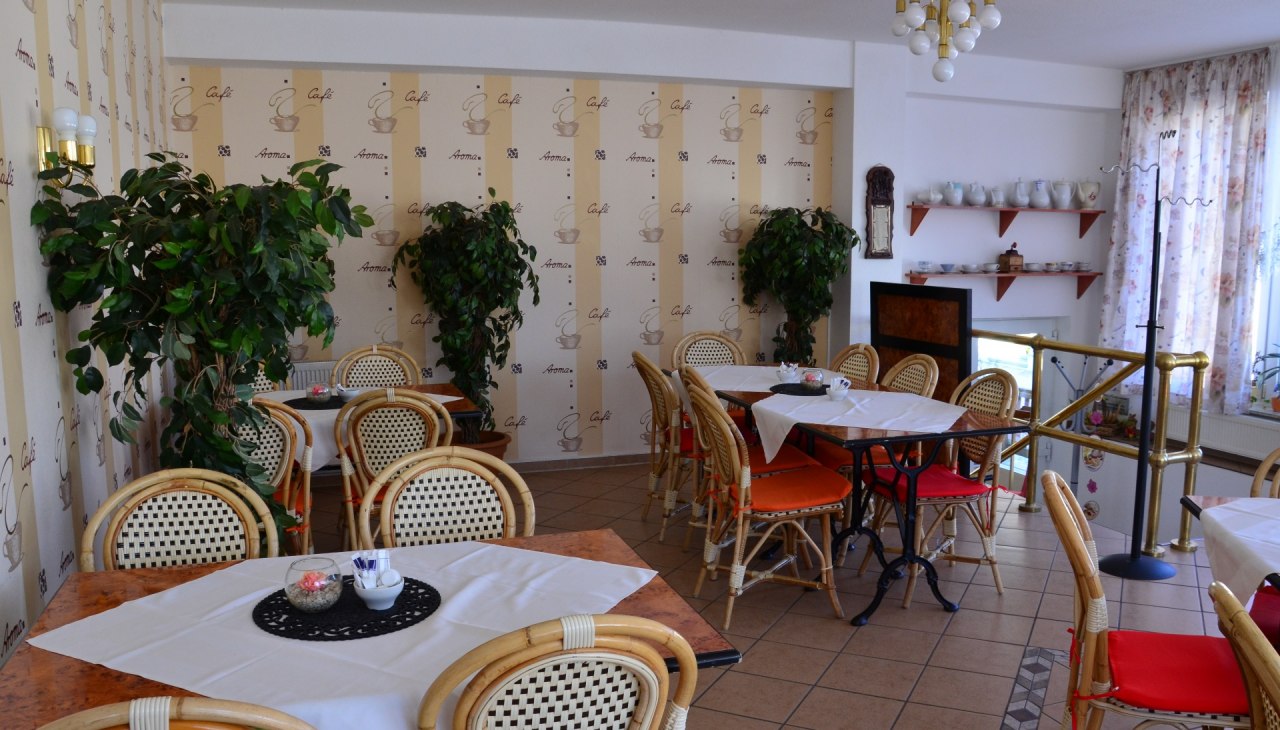 Z przyjemnością zorganizujemy również przyjęcie w naszej kawiarni, © Kurverwaltung FSL