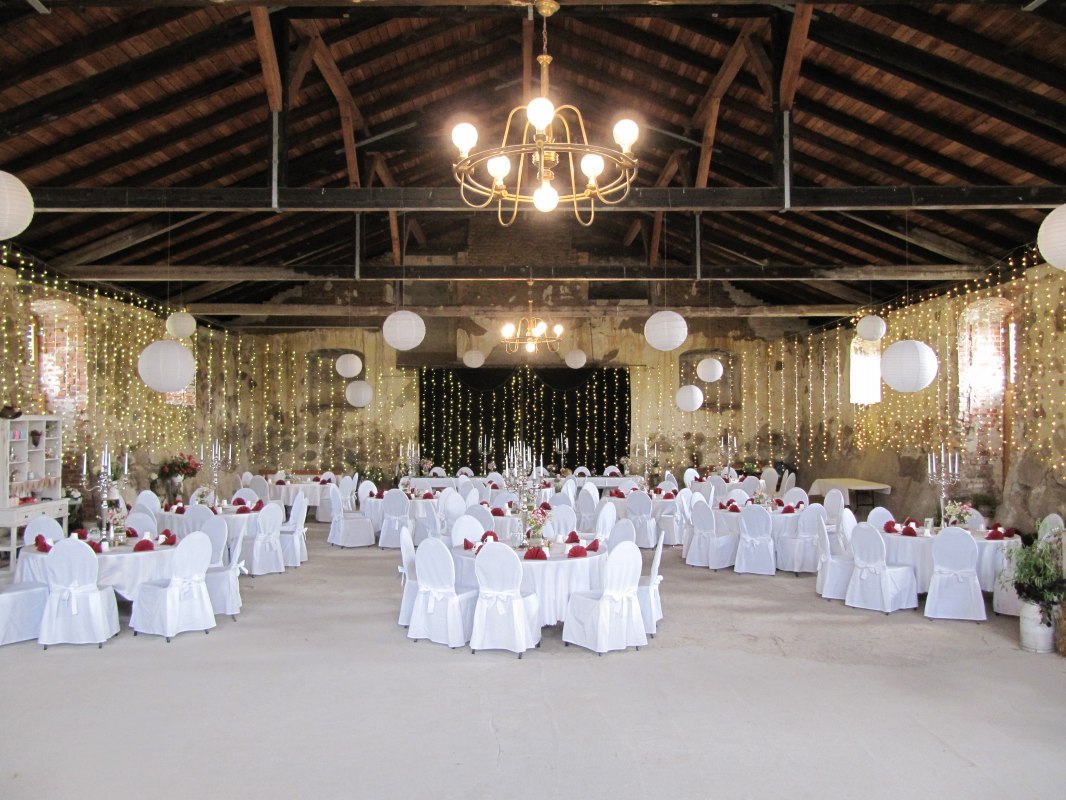 Historic riding hall in a festive robe // &copy; Schloss Broock GmbH & Co. KG / Jan Fischer