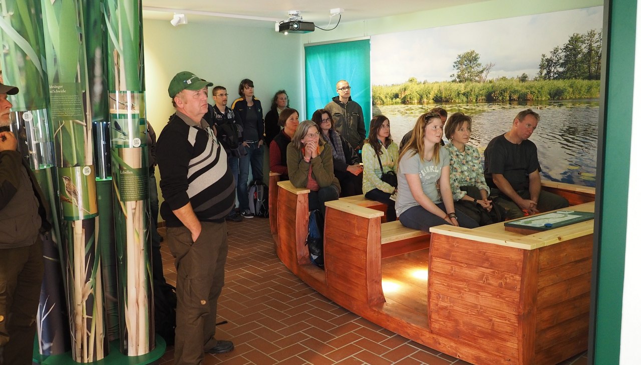 Wirtualna wycieczka łodzią w centrum informacji dla zwiedzających Parku Krajobrazowego Doliny Rzeki Peene, © Harald Karl Wirtualna wycieczka łodzią w centrum informacji dla zwiedzających Parku Krajobrazowego Doliny Rzeki Peene, © Harald Karl