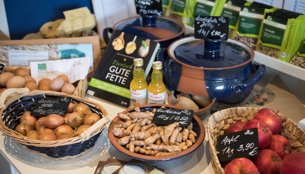 Świeże organiczne owoce i warzywa, © Ostseemühle/Zaepernick