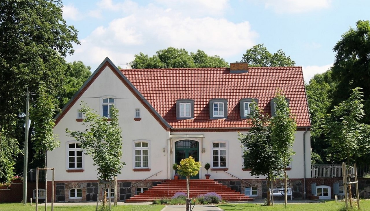 Dw&oacute;r Marienthal, &copy; Sabine Schwanzer