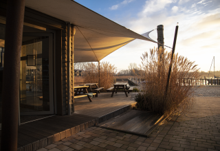 Sommerbistro in der Naturoase Gustow // © Florian Melzer/im-jaich Sommerbistro in der Naturoase Gustow // © Florian Melzer/im-jaich