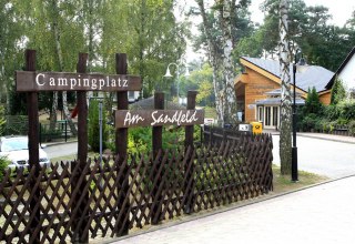 Eingangsbereich zum Campingplatz // © Sabrina Wittkopf-Schade Eingangsbereich zum Campingplatz // © Sabrina Wittkopf-Schade