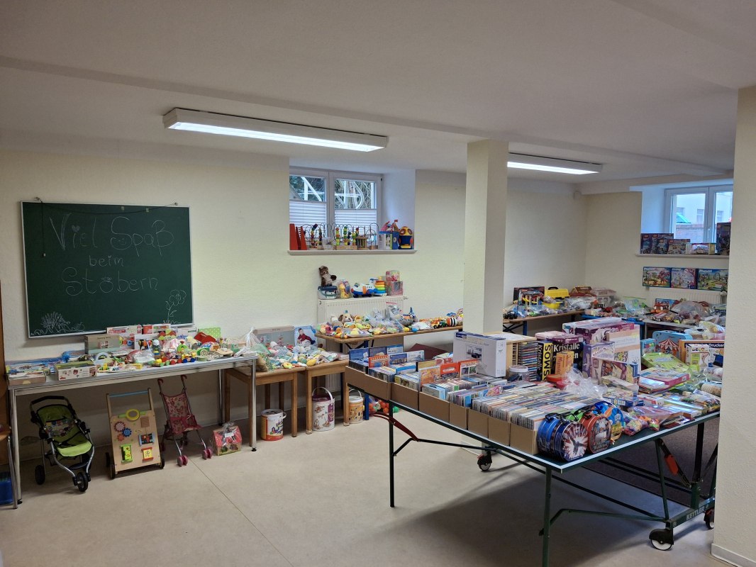 Laurentius vlooienmarkt voor kinderkleding, &copy; Hanka Jahn