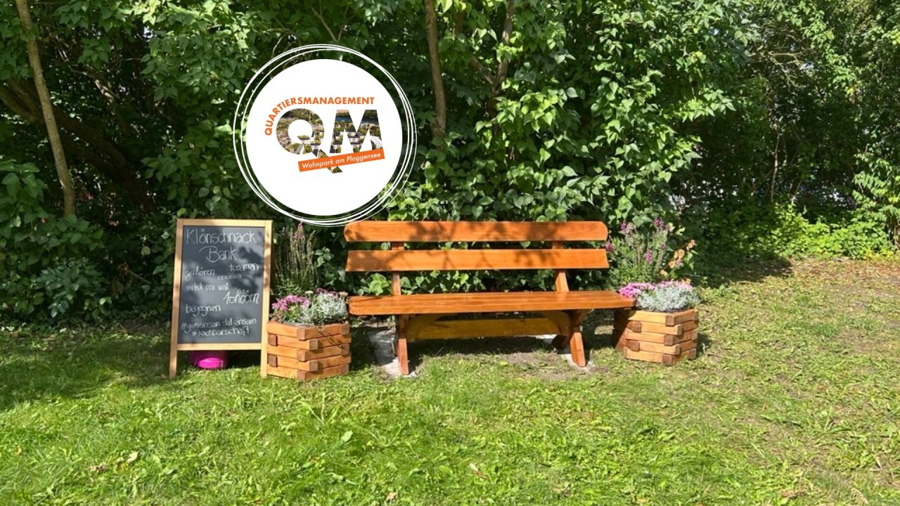 Chat Bench // © QM Chat Bench // © QM