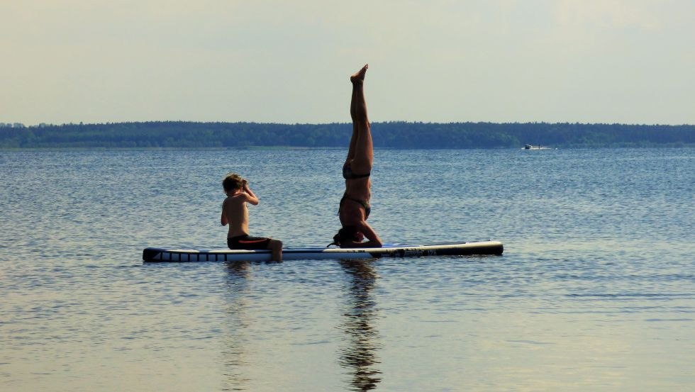 Vind je innerlijke balans op de SUP // © Oceanblue Watersports Vind je innerlijke balans op de SUP // © Oceanblue Watersports