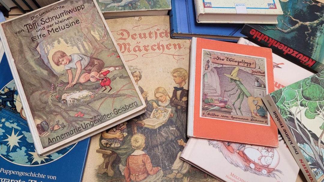 KeyVisual_SA_HSM_Books_16to9, © MuSeEn gGmbH