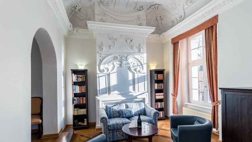 Kleine lobby in Hotel Schloss Neustadt-Glewe, © Hotel Schloss Neustadt-Glewe Kleine lobby in Hotel Schloss Neustadt-Glewe, © Hotel Schloss Neustadt-Glewe